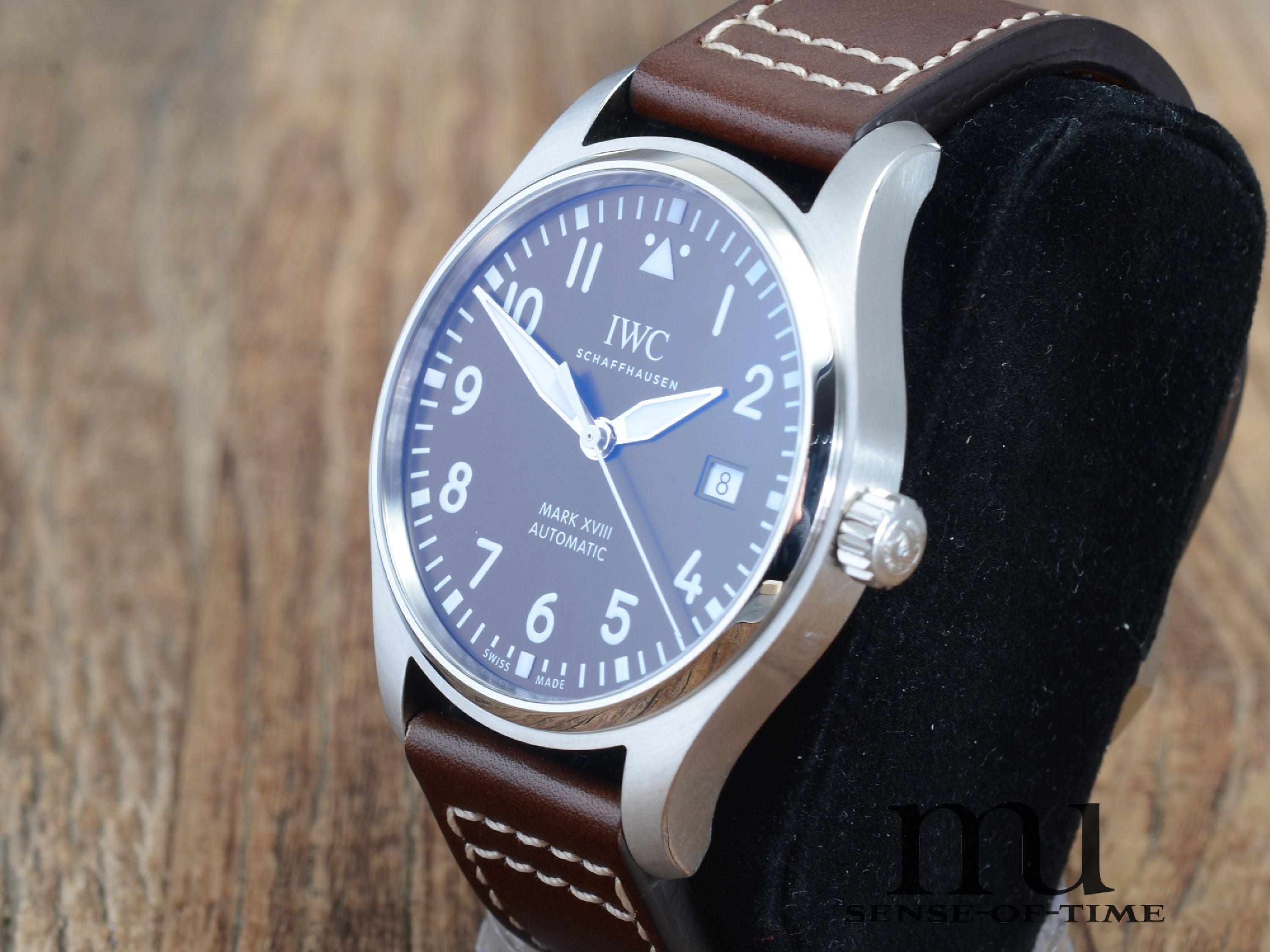 IWC Mark XVIII Spitfire Fliegeruhr Saint-Exupery Pilot's Watch, Ref.: IW327003 Brown Dial