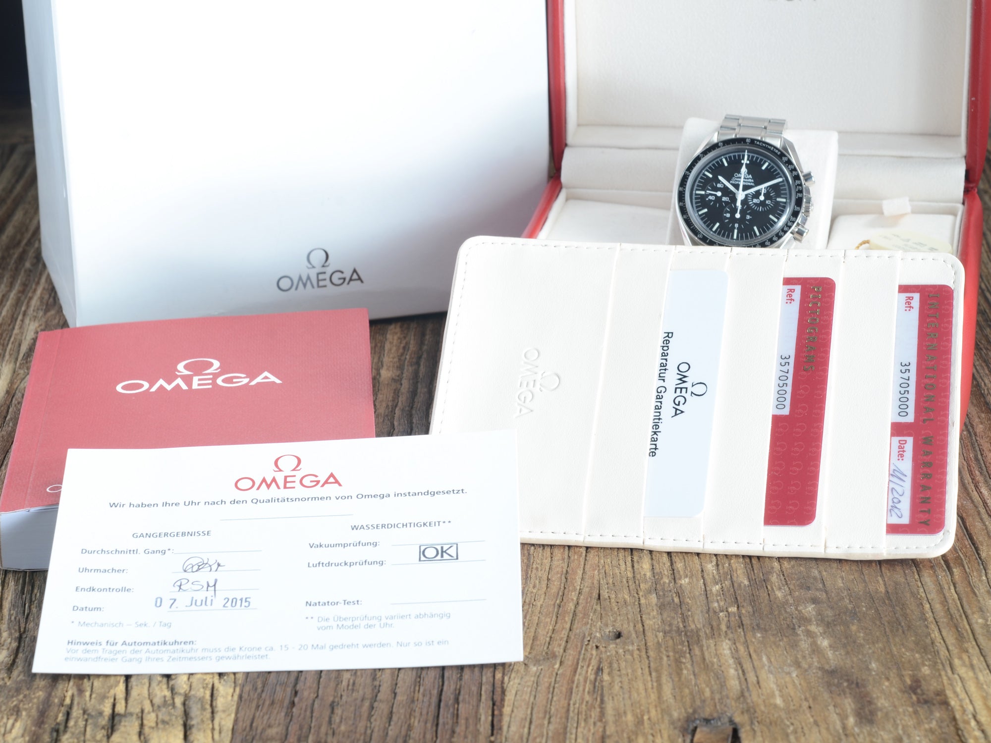 Omega Speedmaster Professional Moonwatch, LC 100, Ref.: 3570.50.00