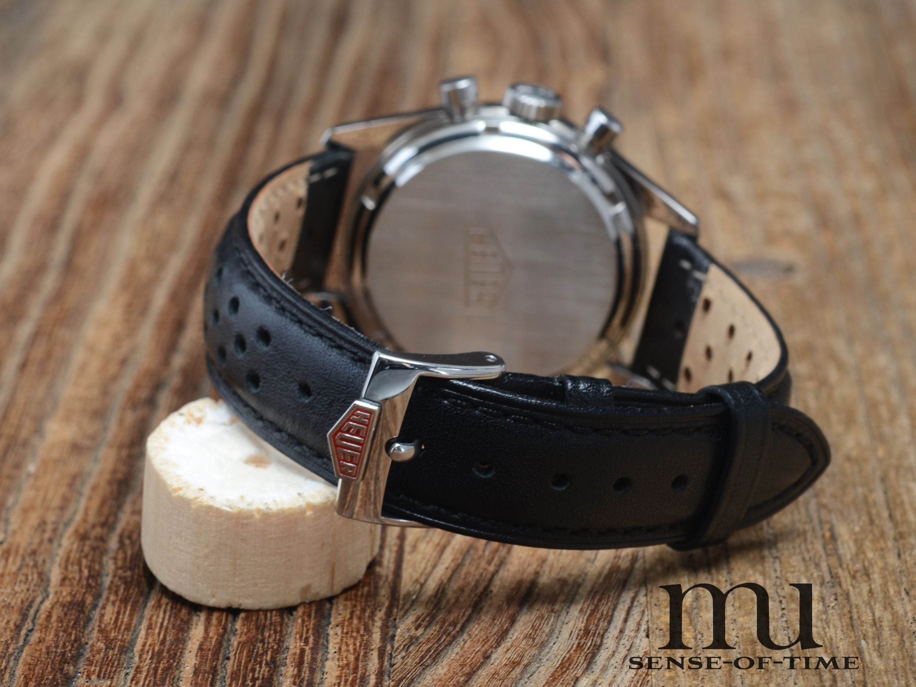 Heuer Carrera 1964 Re-Edition Racing Lemania Handaufzug