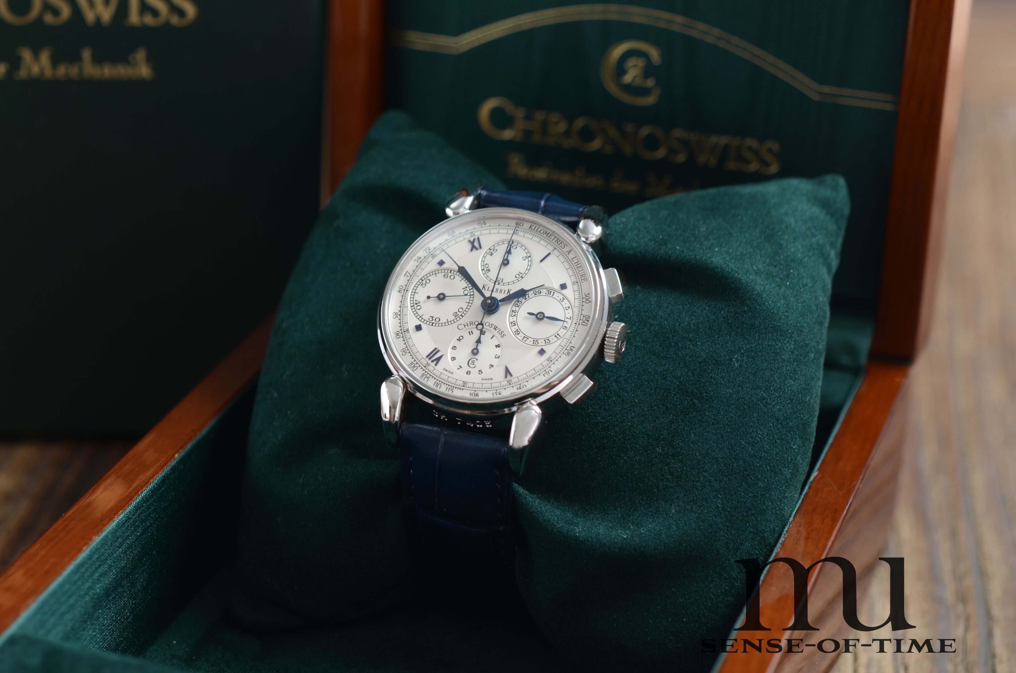 Chronoswiss 'Turtle' Klassik Chronograph mit Glasboden
