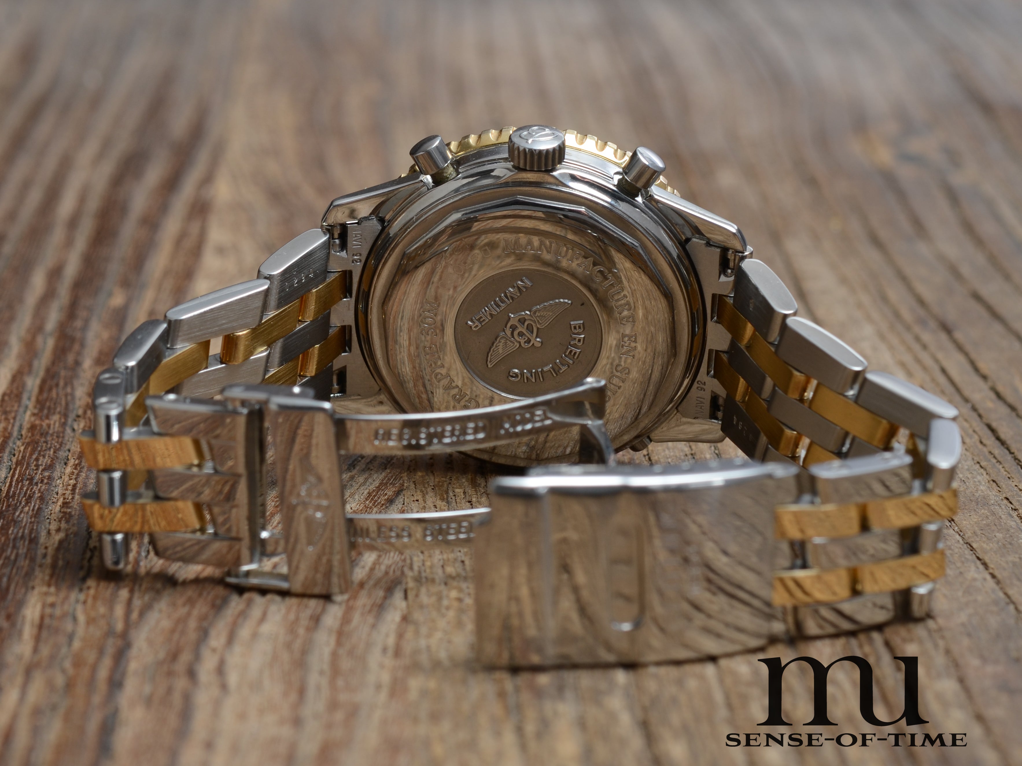 Breitling Navitimer Airborne Stahl/Gold mit Pilotband, 38mm, Full Set, Ref.: D33030