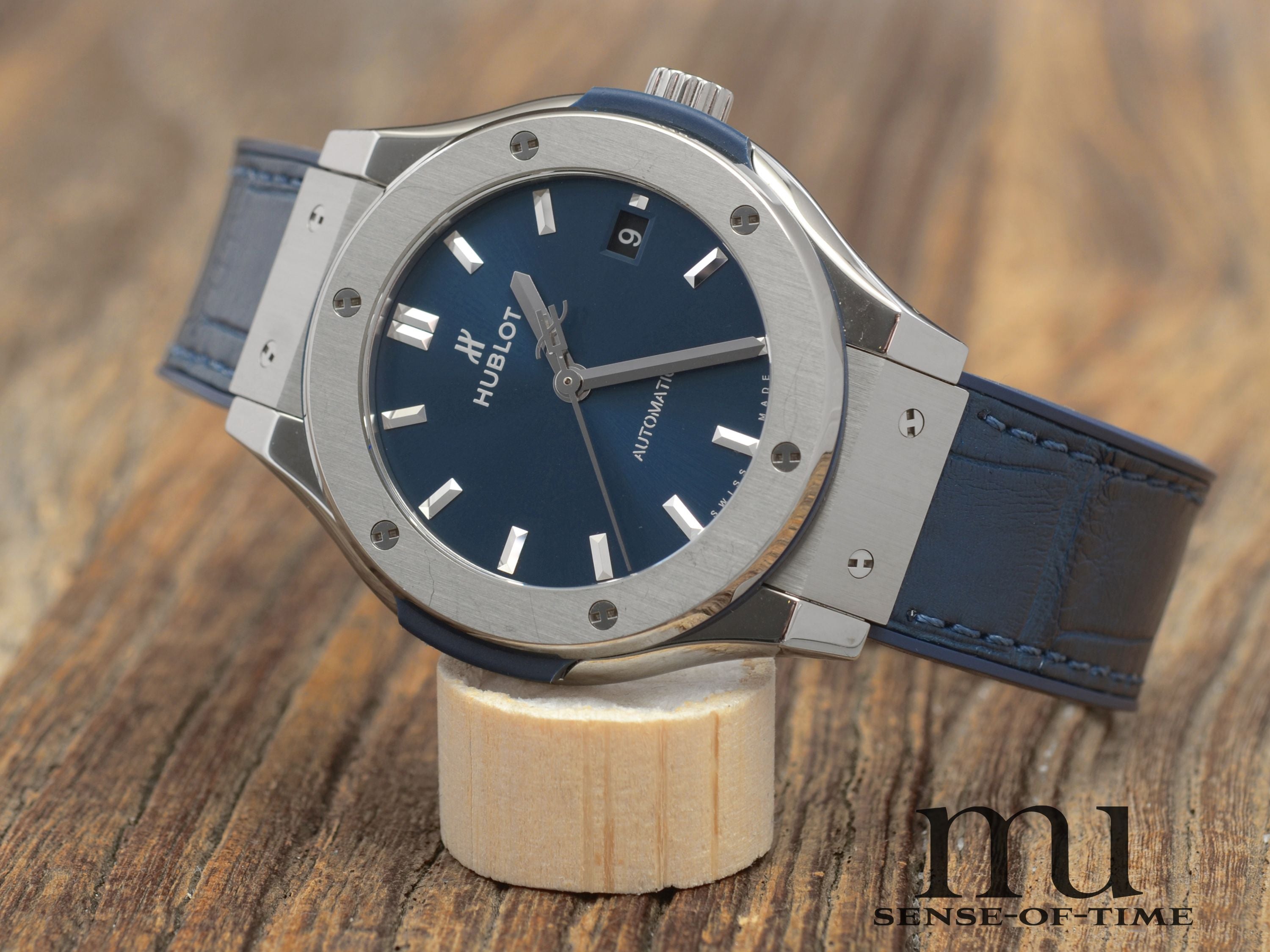 Hublot Classic Fusion, Medium 38mm, Blaues Zifferblatt