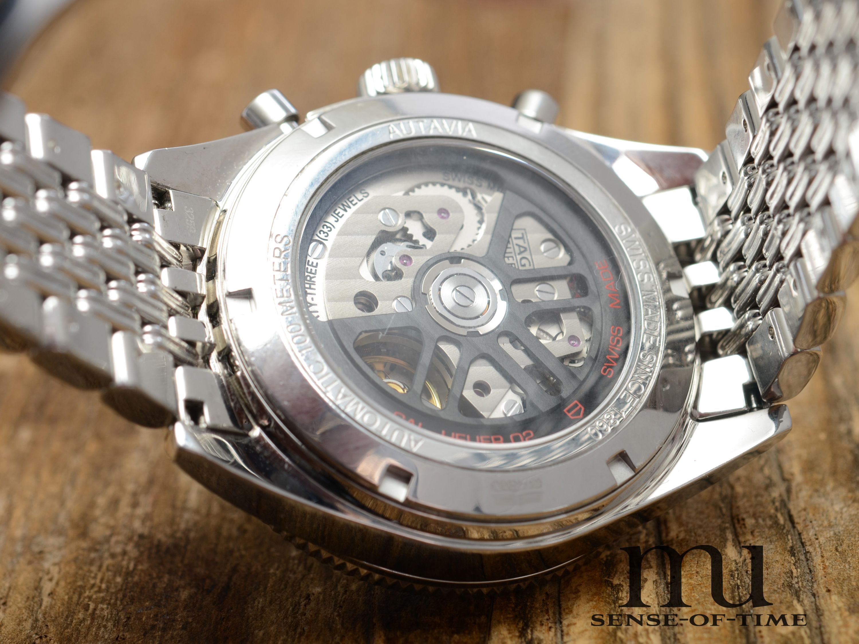 Heuer Autavia Re-Edition Chronograph mit Beads of Rice Stahlband, Ref.: CBE2110