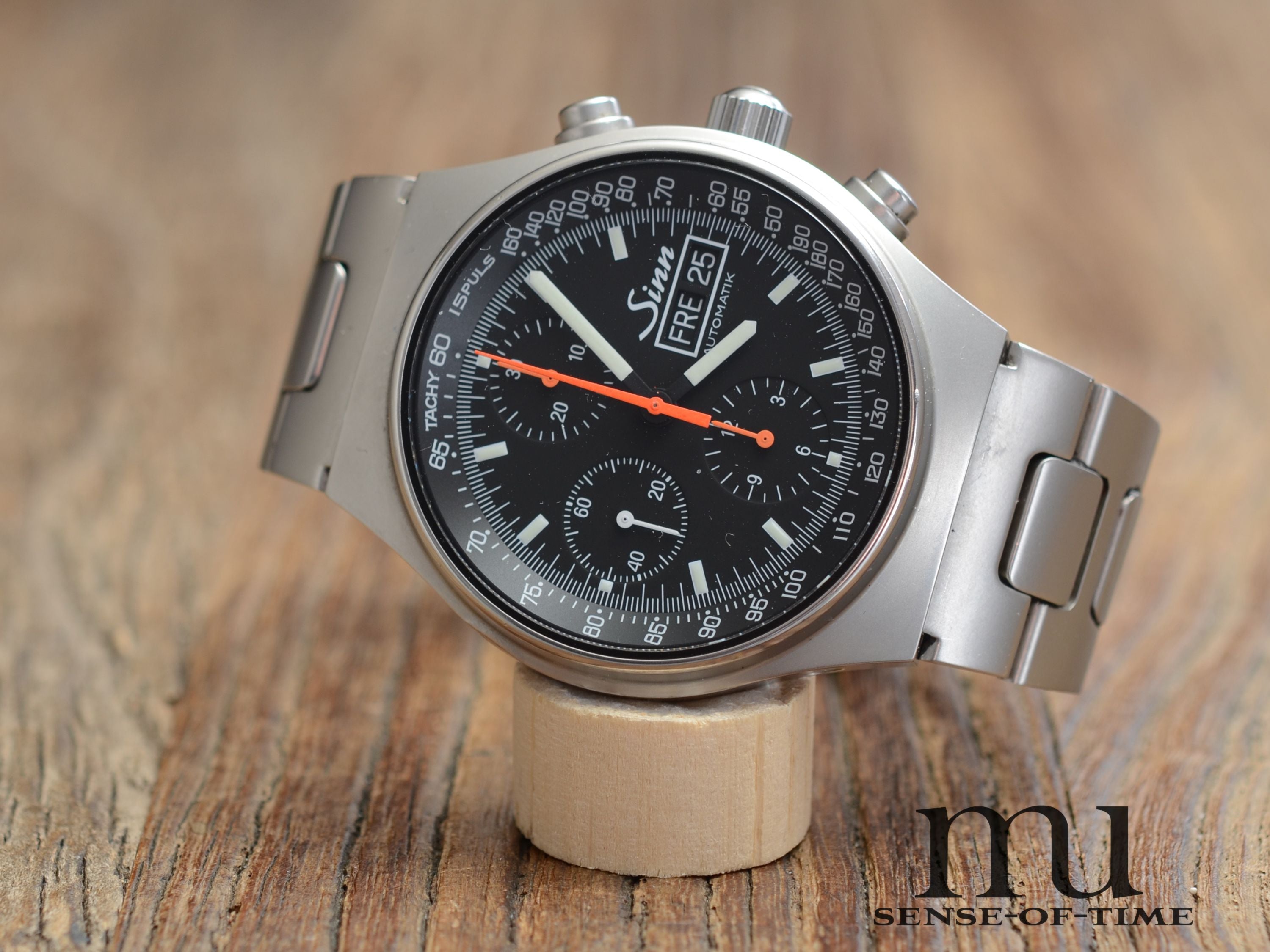 Sinn 144St Chronograph mit Sichtboden